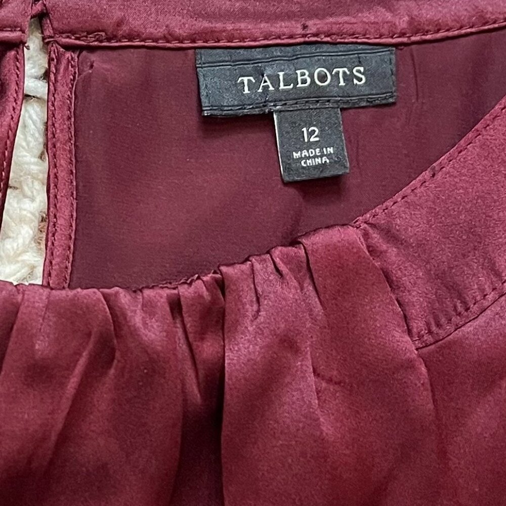 Talbots 100% Silk Gathered Neck Sleeveless Shell Burgandy Size 12 - Picture 3 of 7